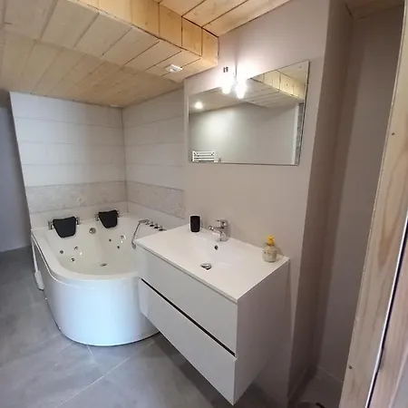 Le Regit, Studio Cosy Avec Balneo דירה